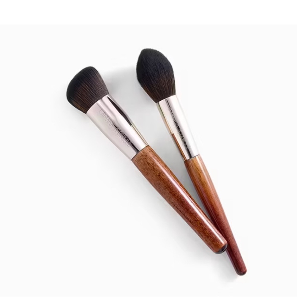 CAMARA AUNIQUE BEAUTY
The Virtuous Woman Brush Set Vol.2